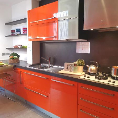 Bnbook Trilo Mind Rho Trilocale Con 2 Camere E 2 Bagni Exterior foto