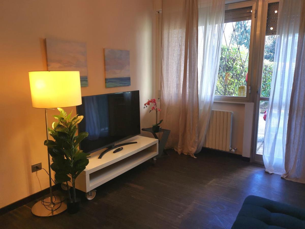Bnbook Trilo Mind Rho Trilocale Con 2 Camere E 2 Bagni Exterior foto